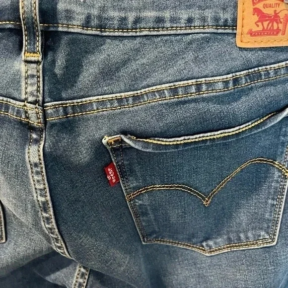 Levi’s 711 Skinny Jeans - Size 32 - Picture 4 of 7